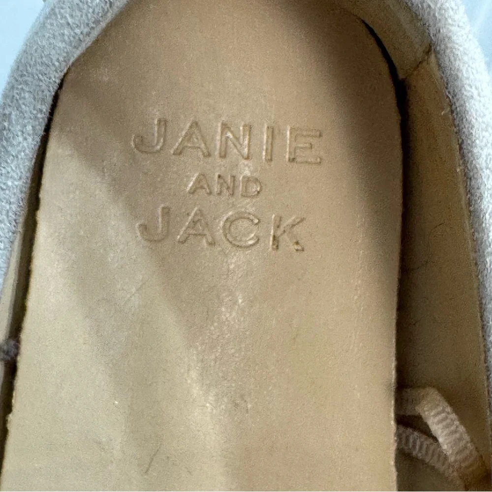 Janie‎ and Jack Kids Size 9 Gray Suede Leather Slip On Loafers Classic Preppy